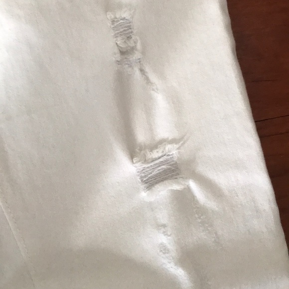 White jeans - Picture 3 of 7